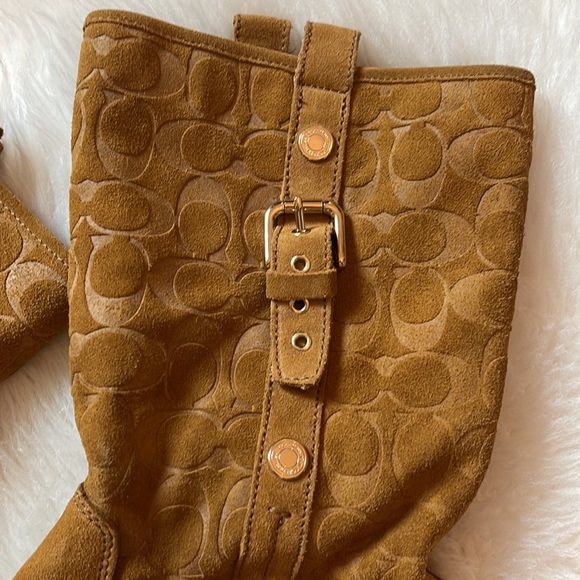 VGUC size 8 Coach Caramel Tulip Signature Suede Boots! - Picture 3 of 16